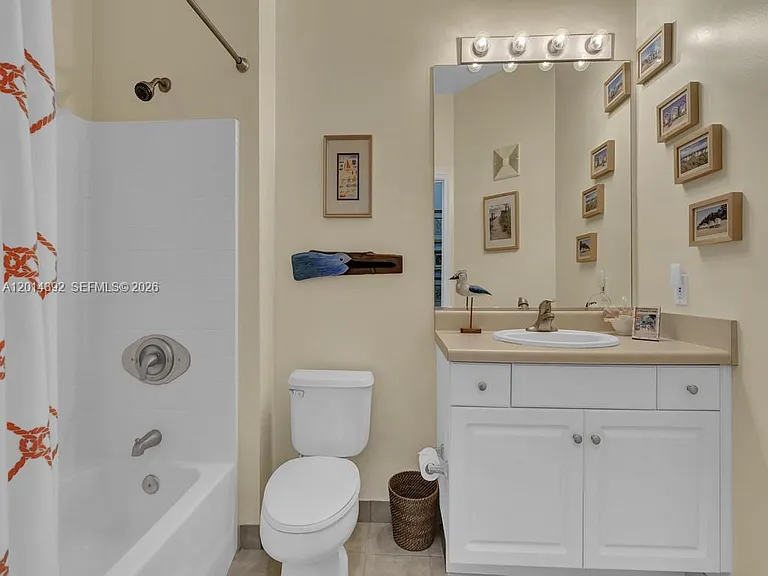 5035 Fairways Cir #305 — Photo 23