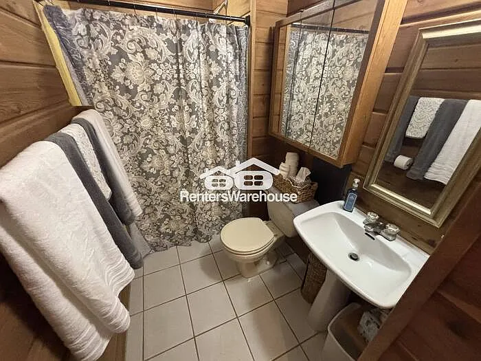 15536 Garfield Cir — Photo 13