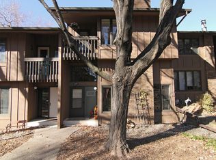 2597 Sumac Rdg, White Bear Lake, MN 55110