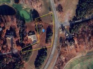 204 Peach Tree Ct, Huddleston, VA 24104