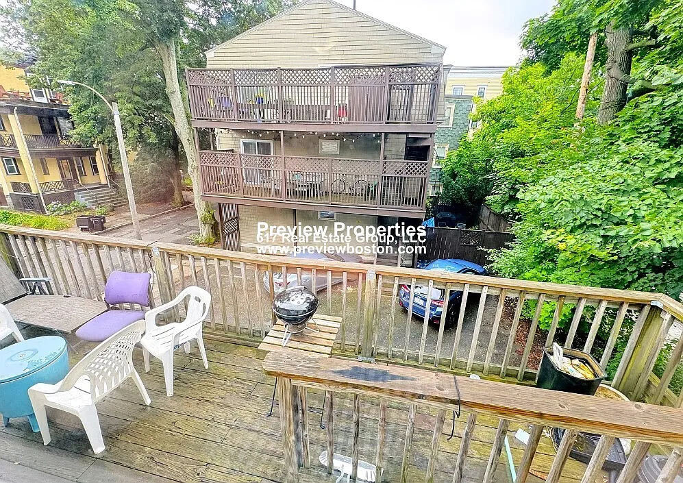 4 bed, 2.0 bath, $4,850 — Photo 3