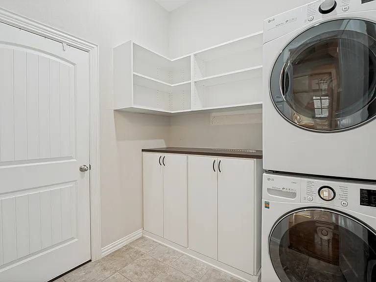 5512 Magnum Way — Photo 23