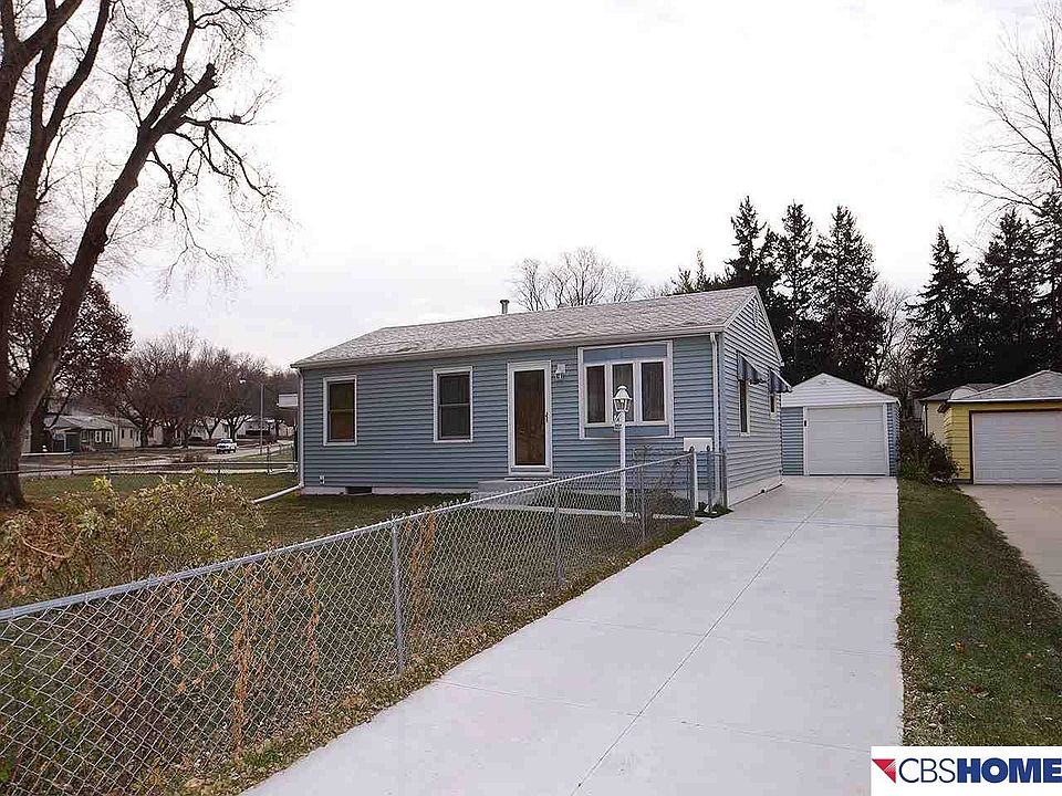 1st image of 6057 Buckingham Ave