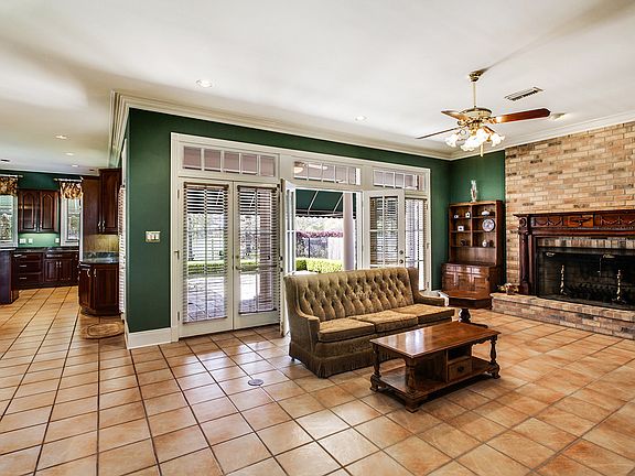 5th image of 3632 Lake Michel Ct