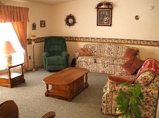 3rd image of 45 Rosewood Dr