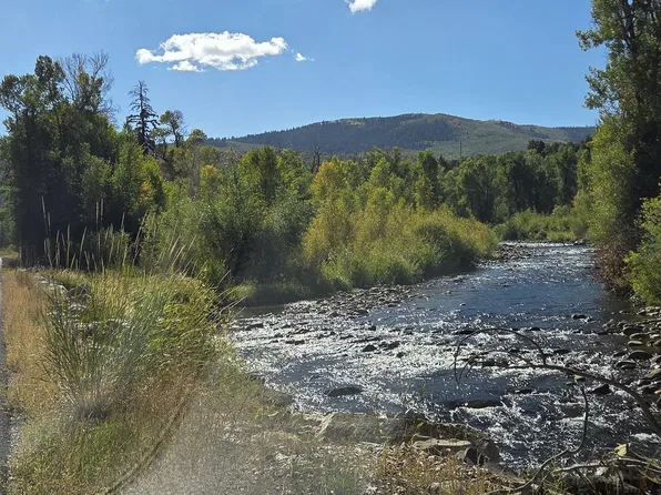 1114 N Lewis Dr, Tabiona, UT 84072