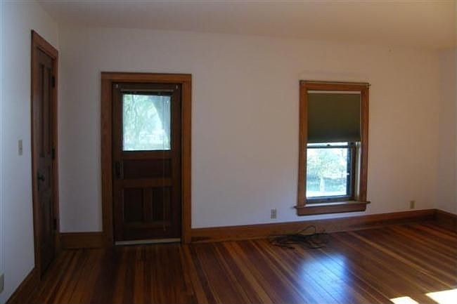 2nd image of 8638 Davis St