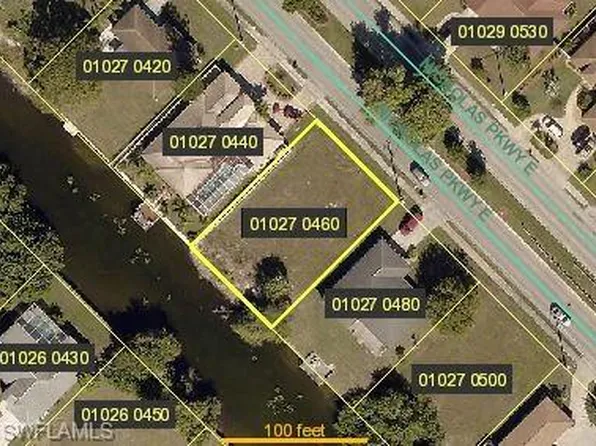 312 Nicholas Pkwy E, Cape Coral, FL 33990