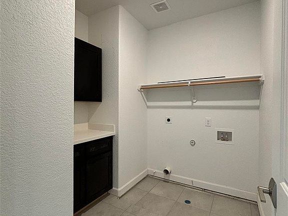 4th image of 8330 E Paraiso Pkwy