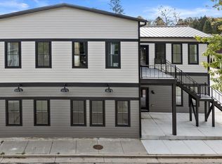 308 Oak St #101, Slinger, WI 53086