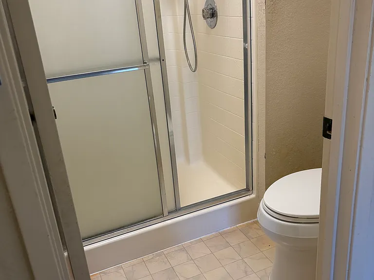 10 Peppermill Ct — Photo 11