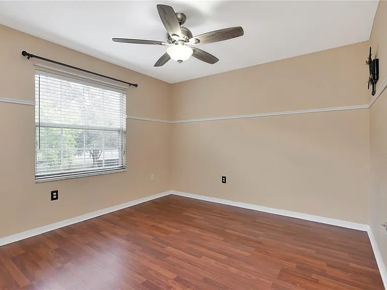 34902 Teeview Ln — Photo 22