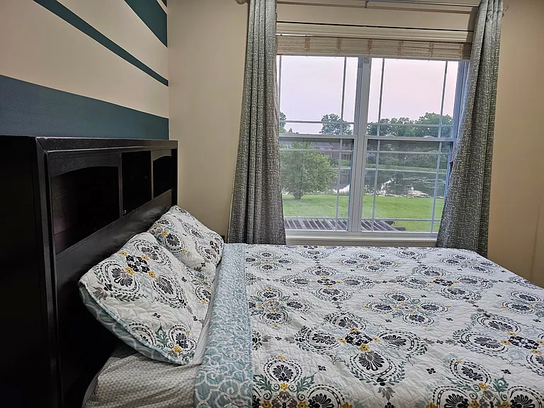 903 Malone Pl — Photo 15