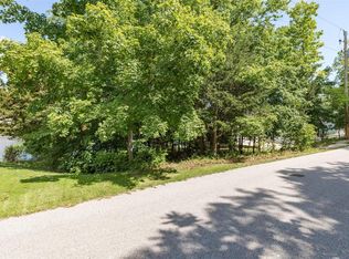 10517 Acorn Dr, Hillsboro, MO