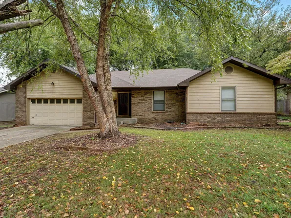 1854 S Westwood Avenue, Springfield, MO 65807