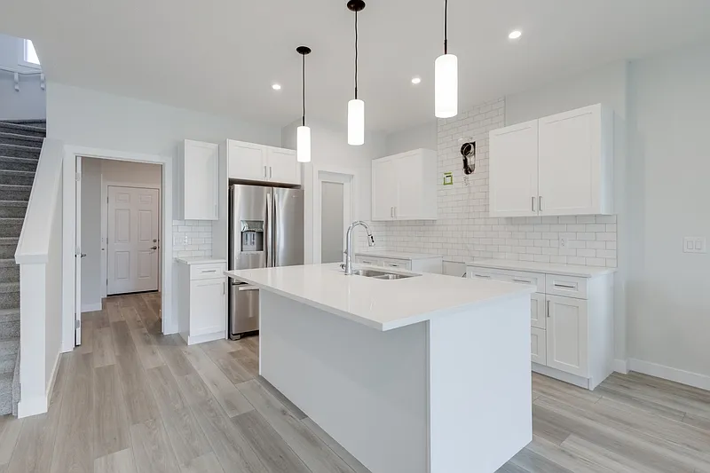 20752 99b Ave NW photo 1