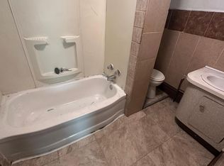 25 McNaughton St #2, Akron, OH 44305