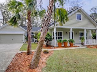 27 Laughing Gull Dr, Beaufort, SC 29907
