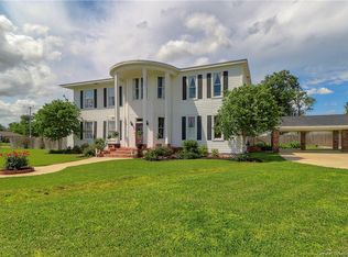 3721 Lake St, Lake Charles, LA 70605