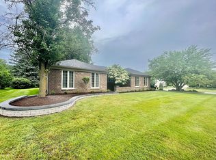 8994 Muirland Dr, Plymouth, MI 48170