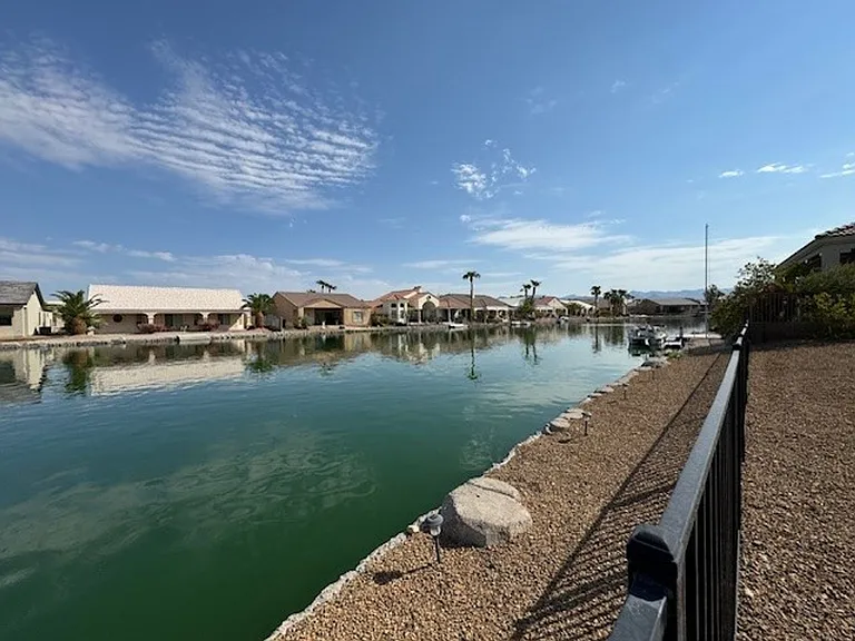 2061 E Lago Grande Pl — Photo 31