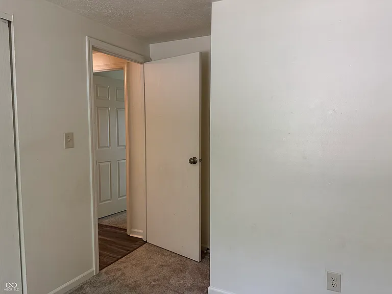 7717 Cambridge Dr — Photo 15