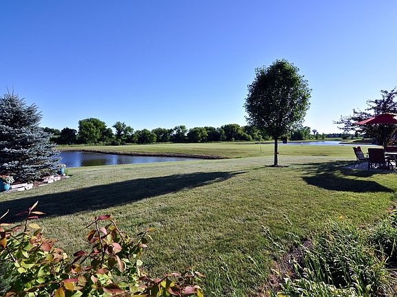 3rd image of 1102 Heron Creek Dr