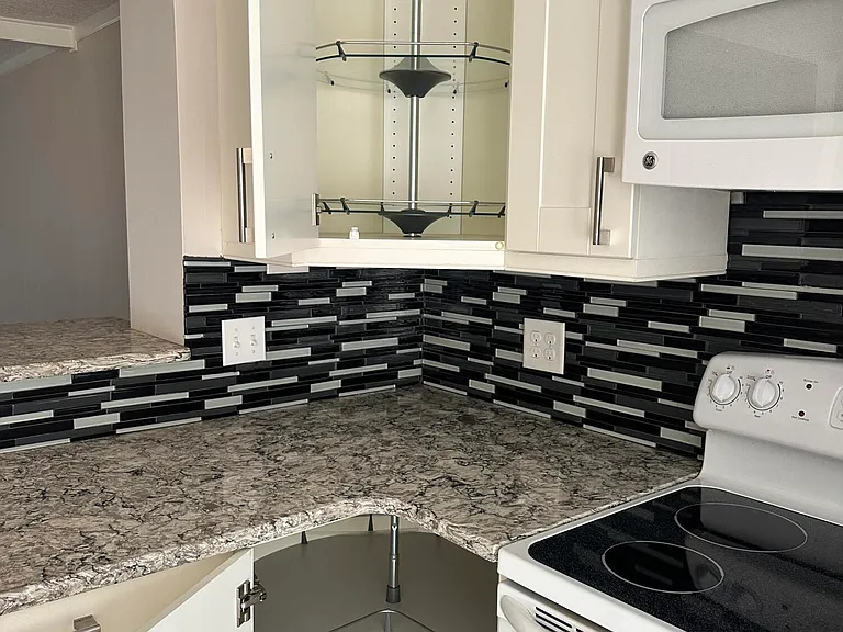 7867 Bahia Vista Ct #7867 — Photo 6