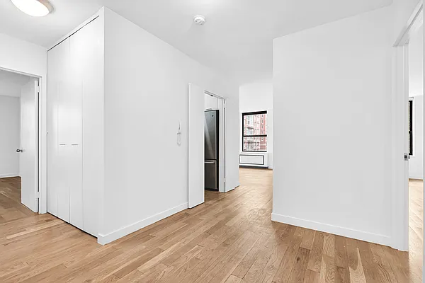 Rented by Cooper & Cooper Real Estate | media 17