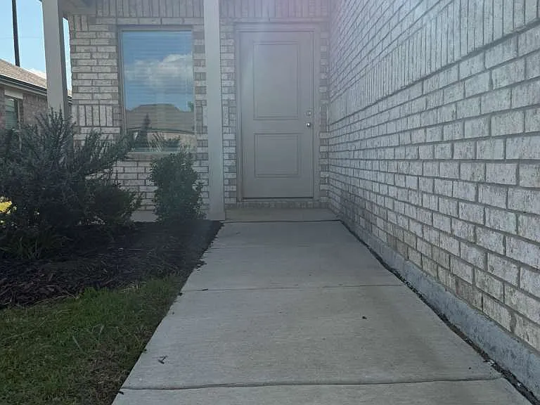 6729 Adderly Rd — Photo 3