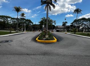 3121 NW 47th Ter APT 108, Lauderdale Lakes, FL 33319