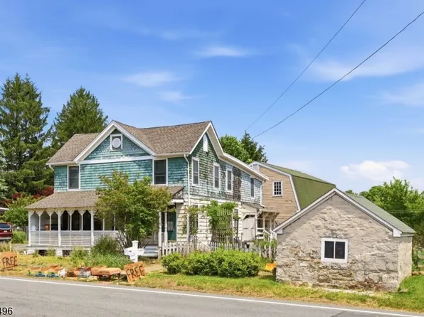 92 Randolph Ave, Mine Hill Twp., NJ 07803
