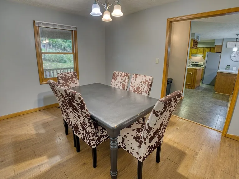 75 Forest Glen Dr — Photo 10