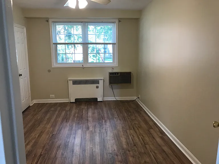237 N George Mason Dr #237 — Photo 2