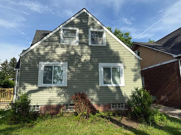 Side view of the house.