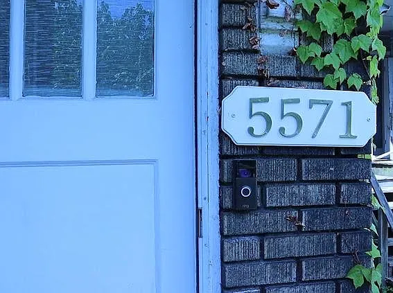 5571 Hobart St #1 — Photo 2