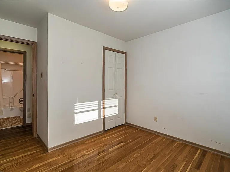 11943 Glen West Dr — Photo 11