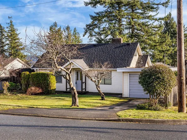 111 Thulin St, Campbell River, BC V9W 2K4