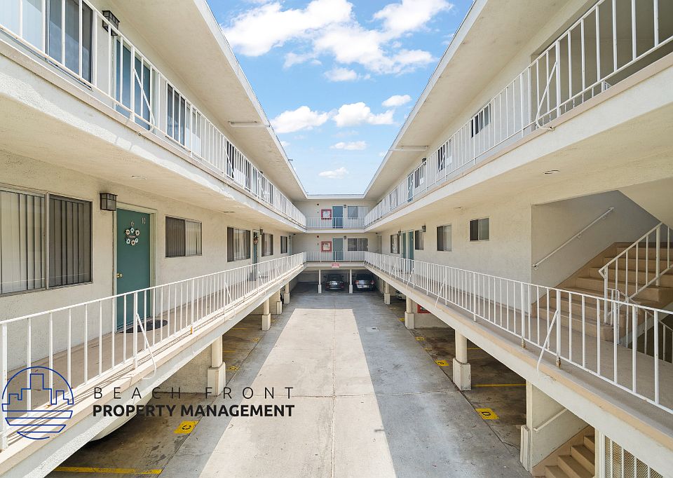 1st image of 2700 Aviation Blvd #417