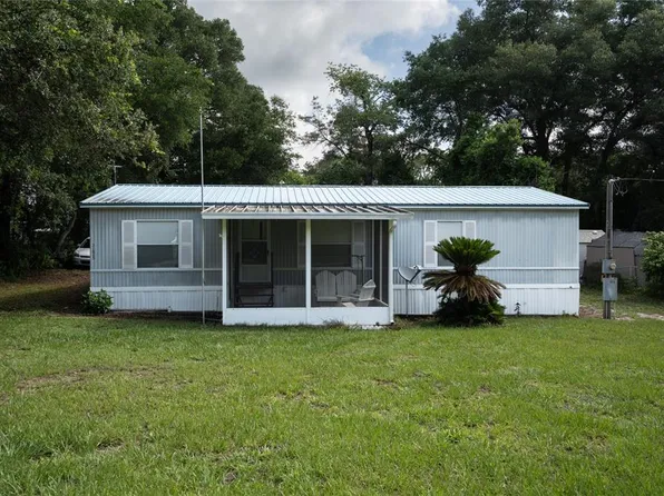 31825 Skyline Dr, Deland, FL 32720
