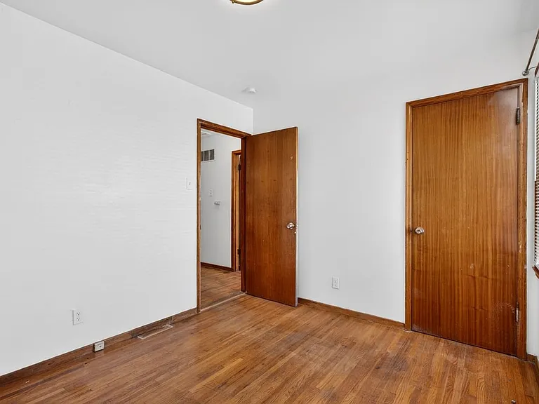 432 Midlothian Rd — Photo 8