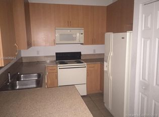 2155 NE 6th St, Homestead, FL 33033