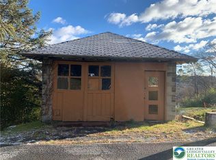 206 Hill St, Slatington, PA 18080