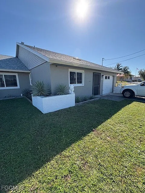 2 bed, 2.0 bath, 2202 sqft, $1,600 — Photo 2