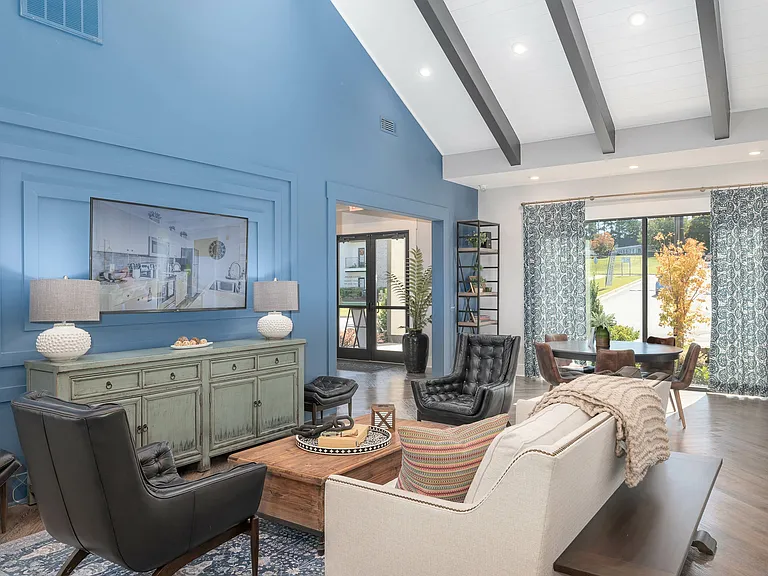 Paragon Luxury Apartments