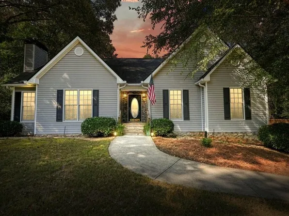1124 Fieldstone Dr, Canton, GA 30114