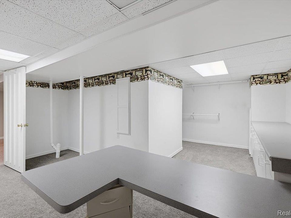 48461 Newcastle Ct, photo 30