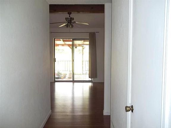 2nd image of 907 Marilyn Dr