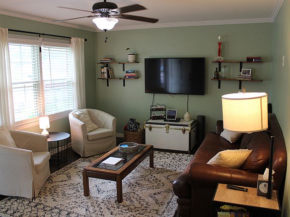 4th image of 334 Thalia Dr