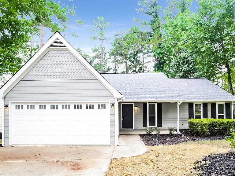 235 Grayland Creek Dr — Photo 1